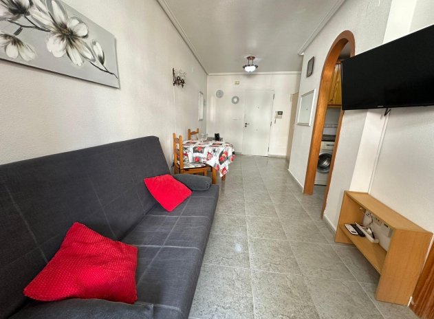 Wohnung - Wiederverkauf - Torrevieja - Playa del cura