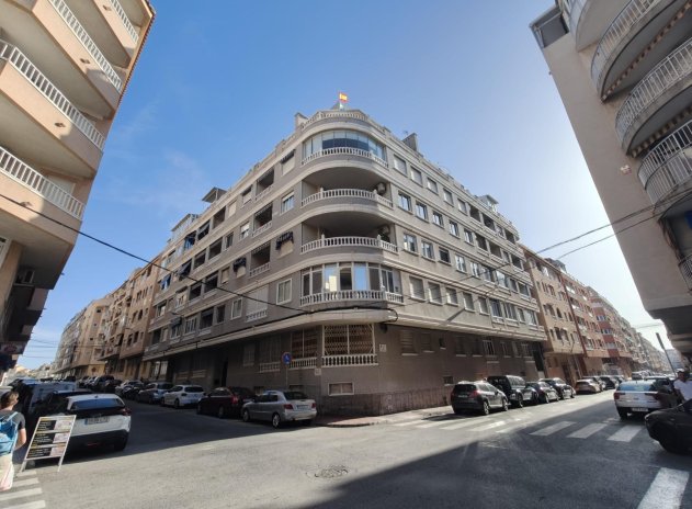 Wohnung - Wiederverkauf - Torrevieja - Playa del Cura