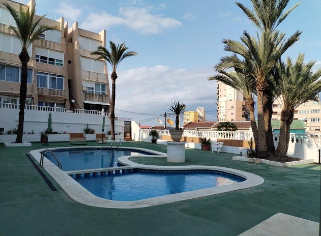 Wohnung - Wiederverkauf - Torrevieja - Torreblanca