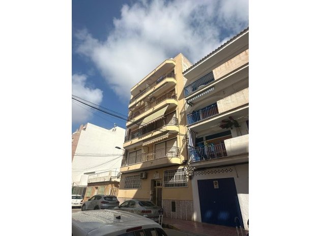 Wohnung - Wiederverkauf - Torrevieja - torrevieja