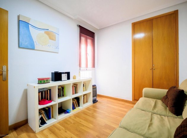 Wohnung - Wiederverkauf - Torrevieja - Torrevieja