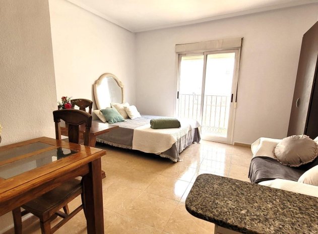 Wohnung - Wiederverkauf - Torrevieja - Torrevieja