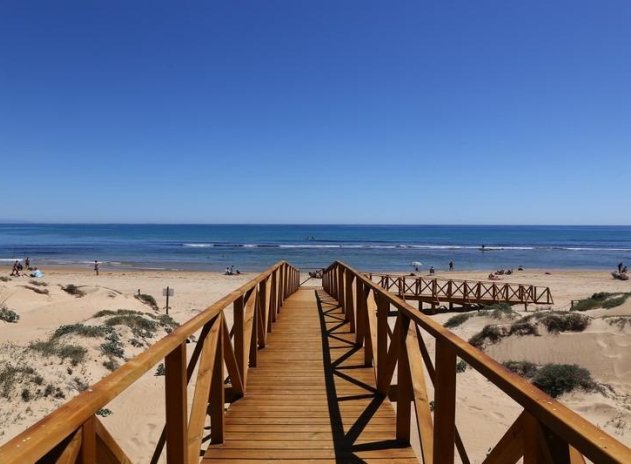 Neue Gebäude - Penthouse - Torrevieja - La Mata