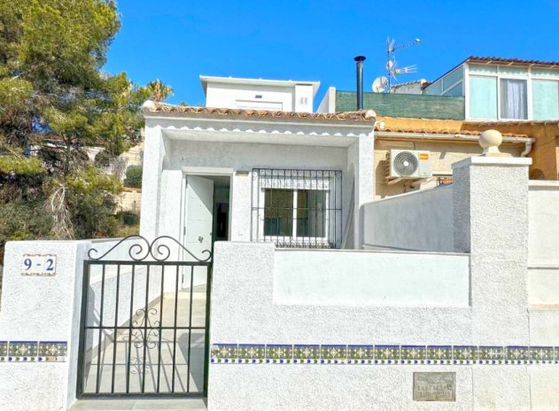 Resale - House - Orihuela Costa - Villamartín