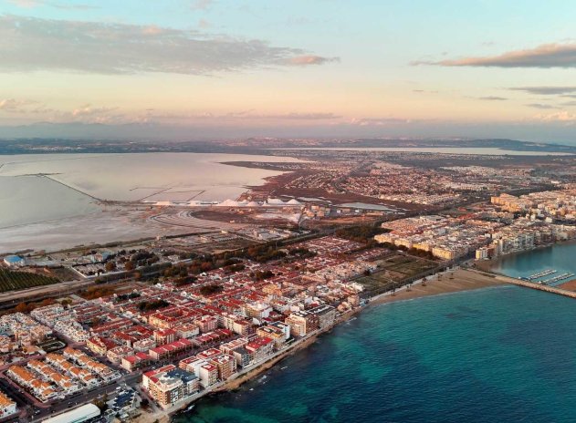 Neue Gebäude - Wohnung - Torrevieja - Playa de los Locos