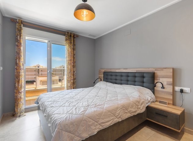 Reventa - Apartamento / piso - Orihuela - Villamartín