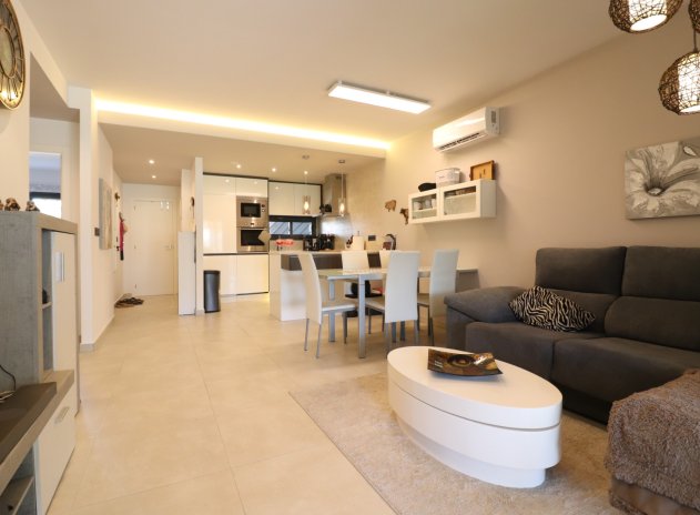 Resale - Apartment / flat - Guardamar del Segura - El Raso