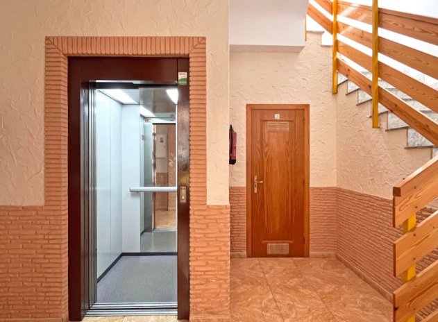 Herverkoop - Appartement / flat - Torrevieja