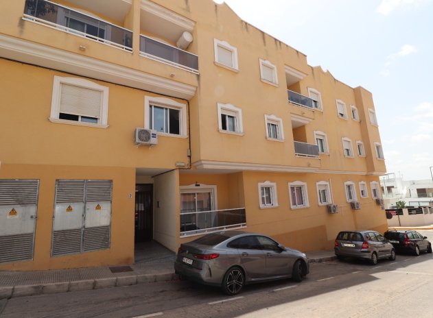 Resale - Apartment / flat - Benijofar