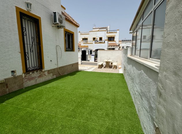 Herverkoop - House - Torrevieja* - Los Altos*