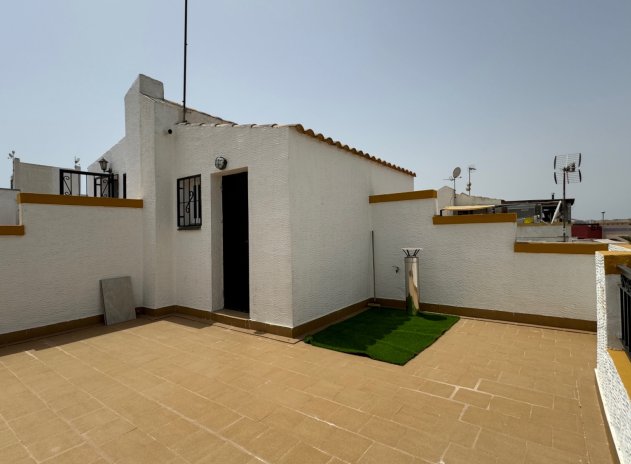 Resale - House - Torrevieja* - Los Altos*