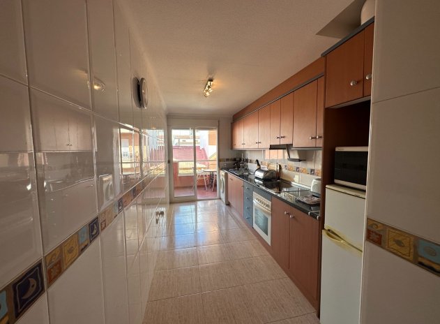 Resale - Apartment / flat - Almoradí