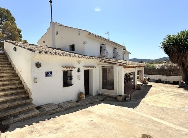 Wiederverkauf - Villa - Hondón de las Nieves