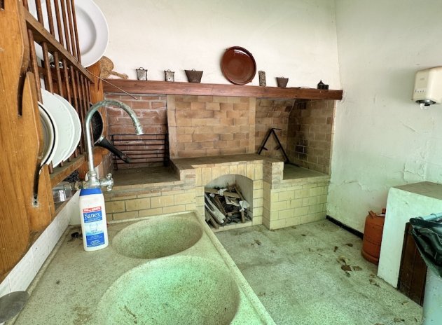 Wiederverkauf - Villa - Hondón de las Nieves