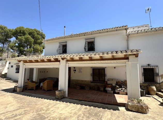 Wiederverkauf - Villa - Hondón de las Nieves