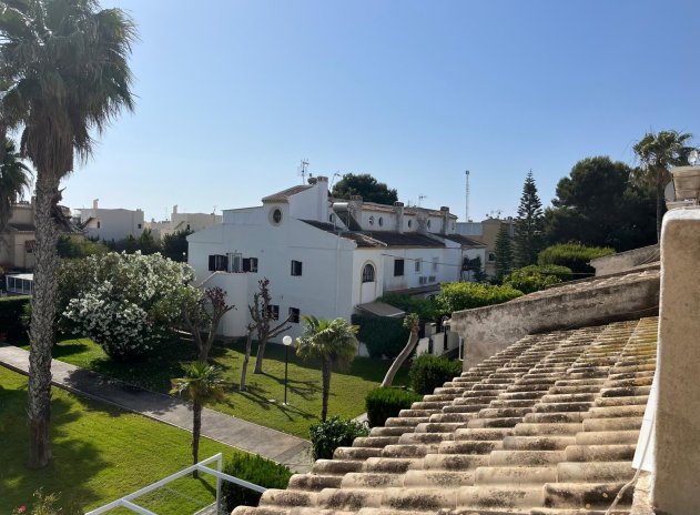 Wiederverkauf - House - Torrevieja - Aguas Nuevas