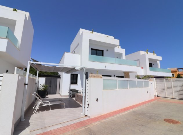 Resale - Villa - Los Montesinos - La Herada