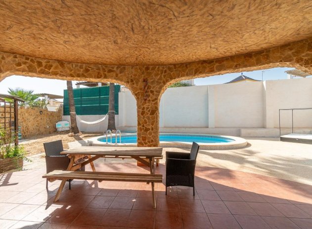 Resale - Villa - Orihuela Costa - Los Balcones