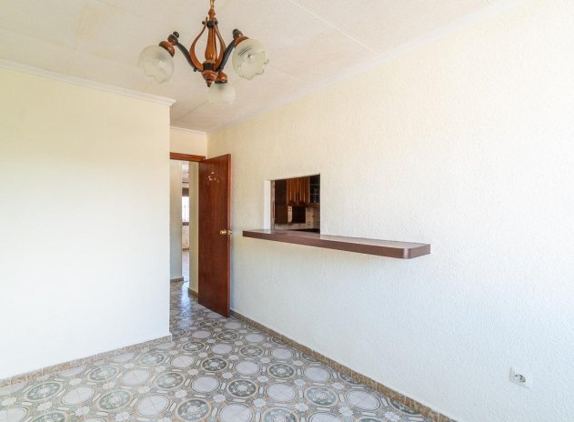 Resale - Villa - Orihuela Costa - Punta Prima