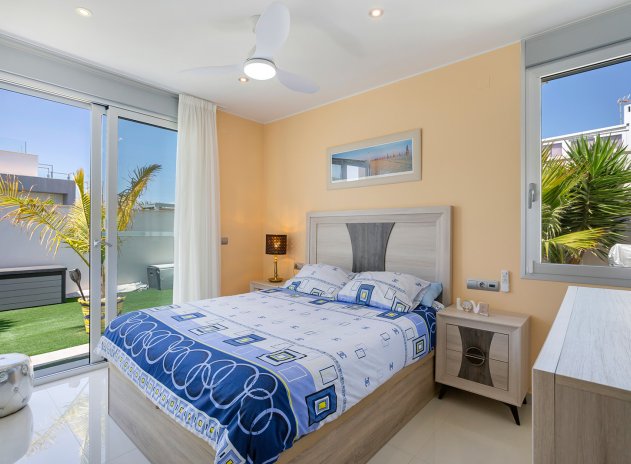 Reventa - Villa - Torrevieja - La siesta