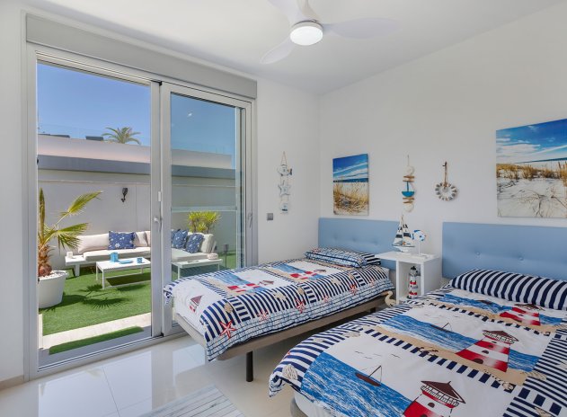 Resale - Villa - Torrevieja - La siesta