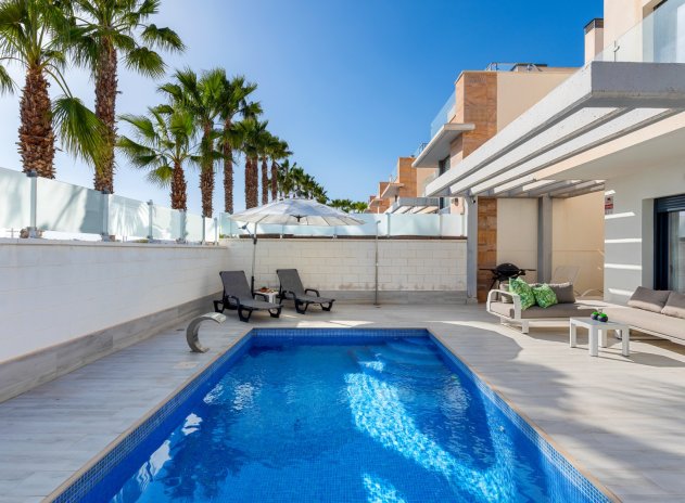 Resale - Villa - Orihuela Costa - Lomas de Cabo Roig