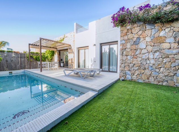 Resale - Villa - Lomas de Cabo Roig