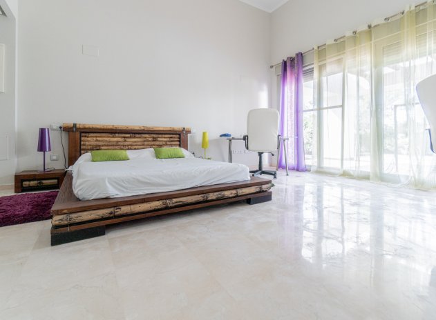 Resale - Villa - Orihuela Costa - Las Colinas