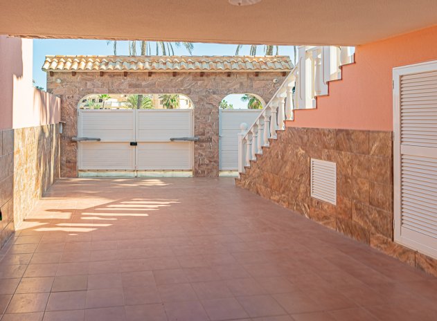 Reventa - Villa - La Zenia - Beachside