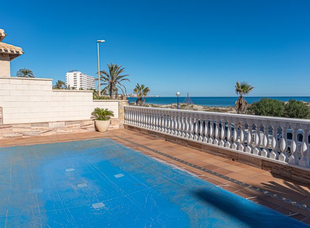 Wiederverkauf - Villa - La Zenia - Beachside