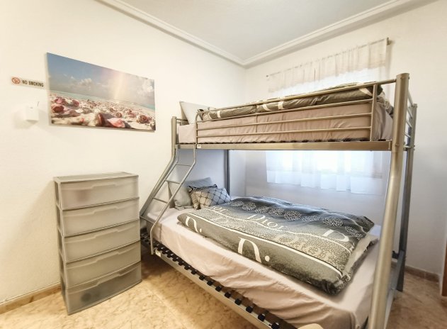 Reventa - Apartamento / piso - Torrevieja - Torrevieja Centre