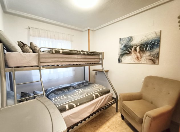 Reventa - Apartamento / piso - Torrevieja - Torrevieja Centre