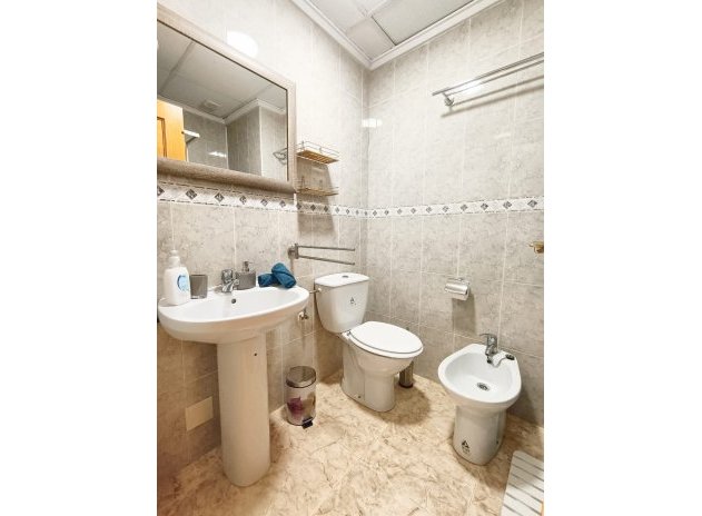 Reventa - Apartamento / piso - Torrevieja - Torrevieja Centre