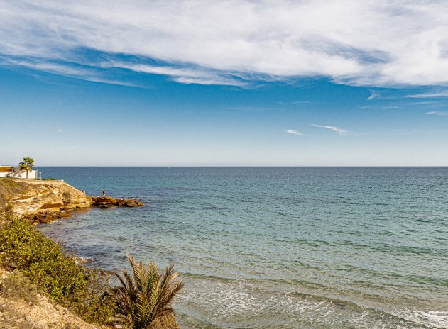 Herverkoop - Villa - La Zenia - Beachside