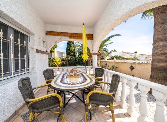 Reventa - Villa - La Zenia - Beachside