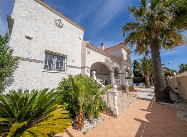 Reventa - Villa - La Zenia - Beachside