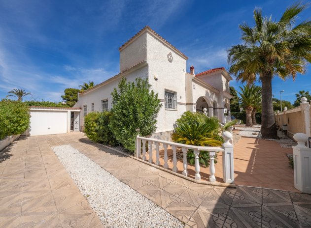 Revente - Villa - La Zenia - Beachside