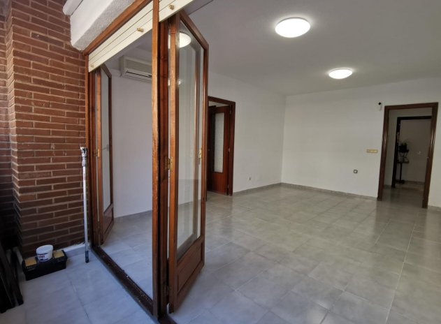 Herverkoop - Appartement / flat - Torrevieja - Estacion de autobuses