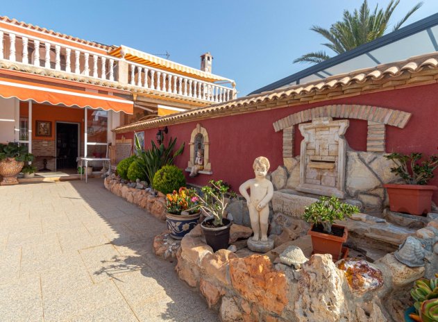 Reventa - Villa - Orihuela Costa - La Regia