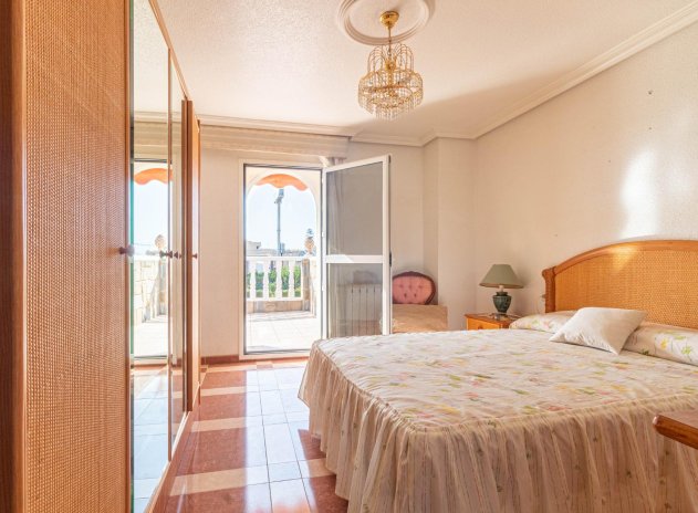 Resale - Villa - Orihuela Costa - La Regia