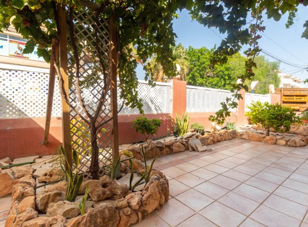 Resale - Villa - Orihuela Costa - La Regia