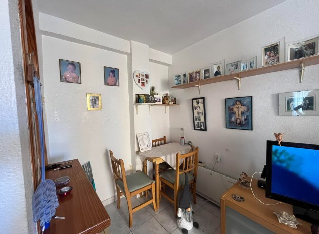 Resale - Apartment / flat - Torrevieja - Mar Azul