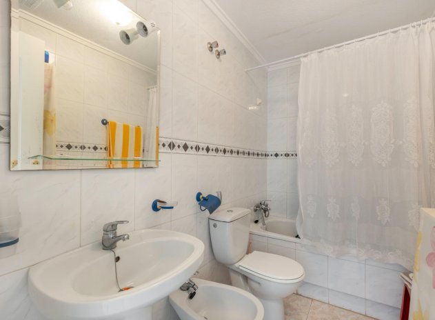 Resale - Apartment / flat - Torrevieja - Torreblanca