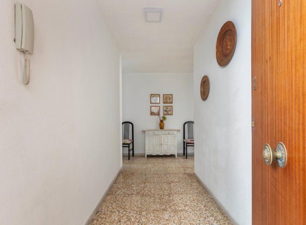 Herverkoop - Appartement / flat - Torrevieja - Acequion