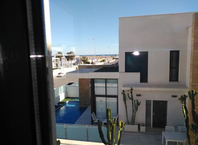 Herverkoop - House - Detached Villa - Orihuela Costa - Costa Blanca