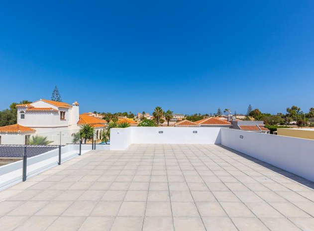 Neue Gebäude - Villa - Torrevieja - Torreta Florida