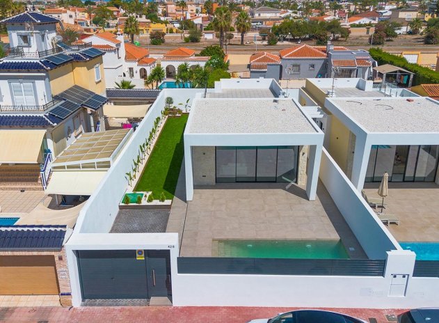 Obra nueva - Villa - Torrevieja - Torreta Florida