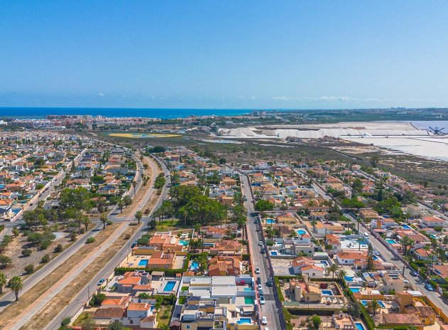 Neue Gebäude - Villa - Torrevieja - Torreta Florida