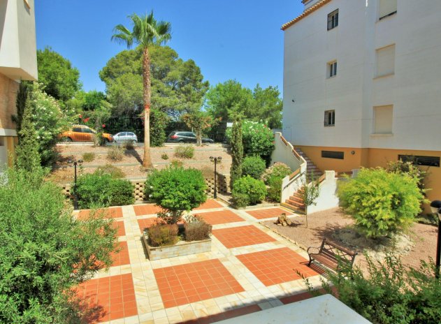 Resale - Apartment / flat - Villamartin - Villamartín