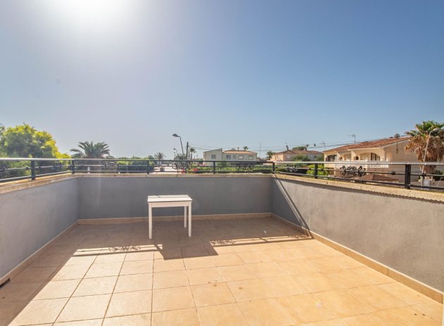 Revente - Villa - Torrevieja - Los balcones